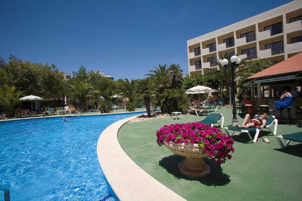 Hotel Santa Maria Playa Кала-Мільор Екстер'єр фото